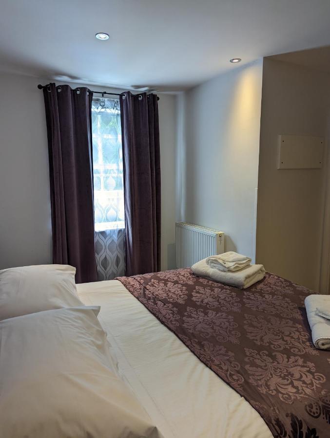 Barley Sheaf, Old Bridge Street En Suite Rooms, Room Only Truro Exteriör bild