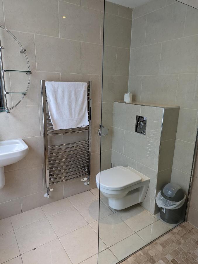 Barley Sheaf, Old Bridge Street En Suite Rooms, Room Only Truro Exteriör bild