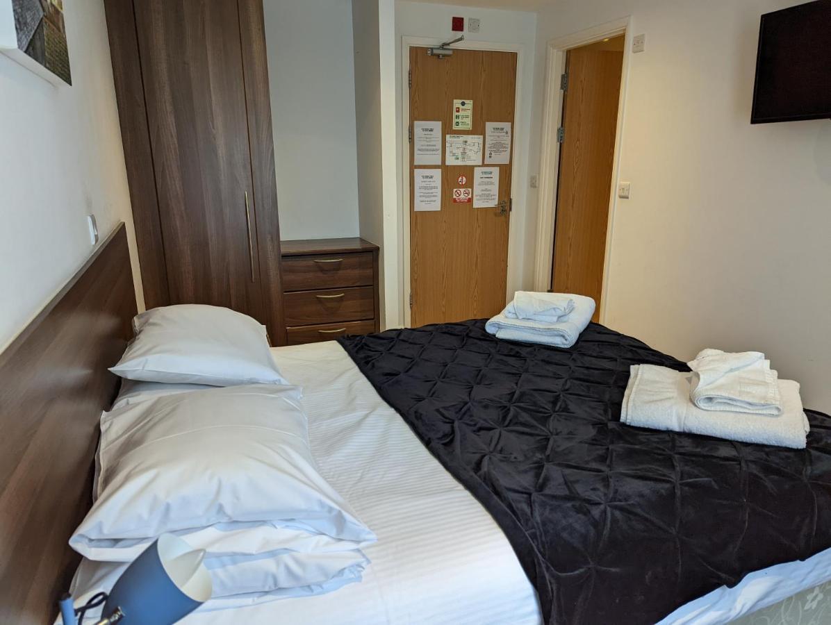Barley Sheaf, Old Bridge Street En Suite Rooms, Room Only Truro Exteriör bild